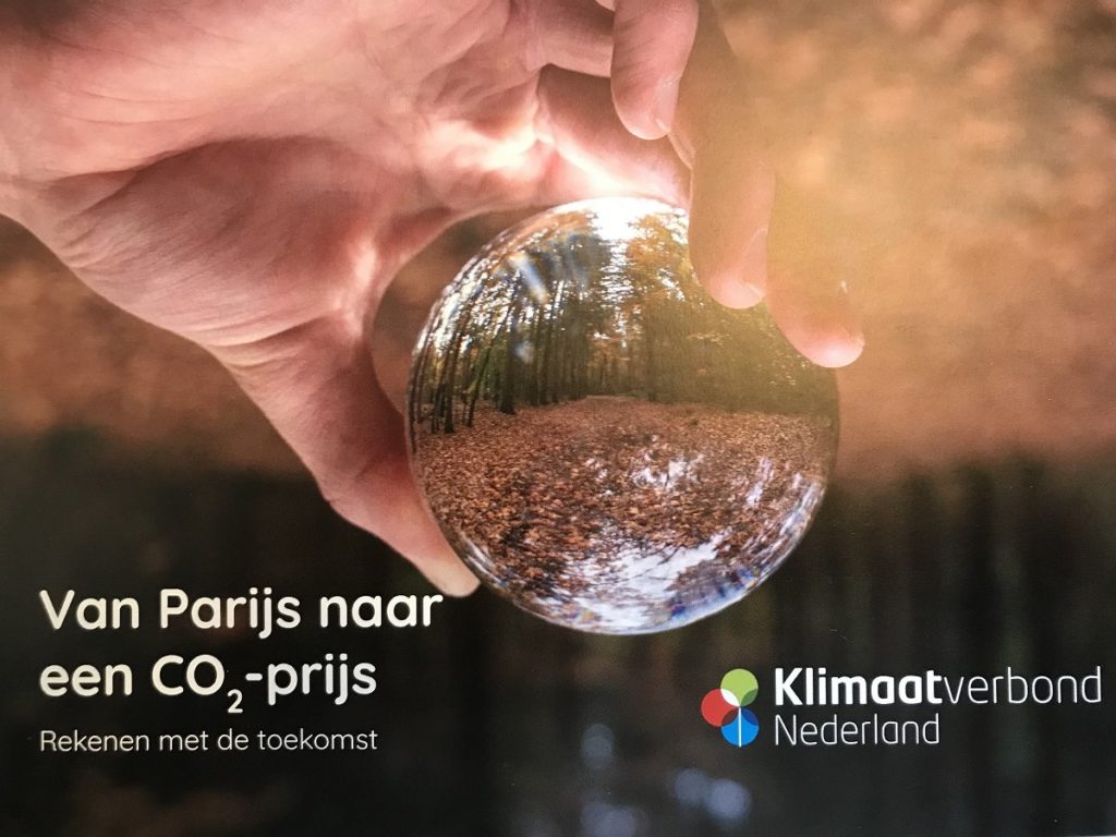 Rekenen met de toekomst: Essay ‘Van Parijs naar een CO2-prijs”